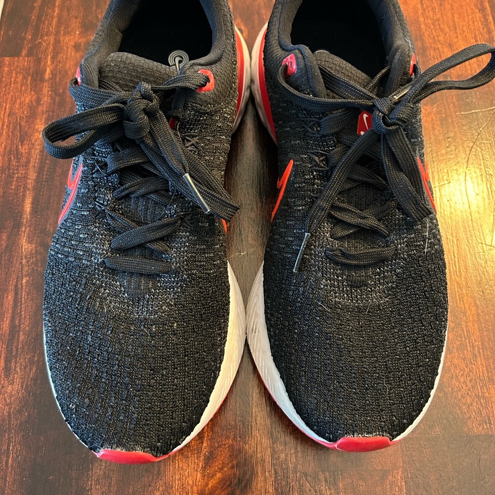 Women’s Nike Infinity run 3 size 10
